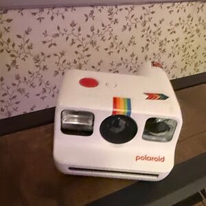 Polaroid White Camera with Rainbow Accent